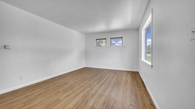 2305 Mayflower AVENUE, Sheboygan, WI 53083