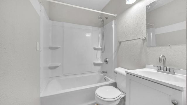 2305 Mayflower AVENUE, Sheboygan, WI 53083