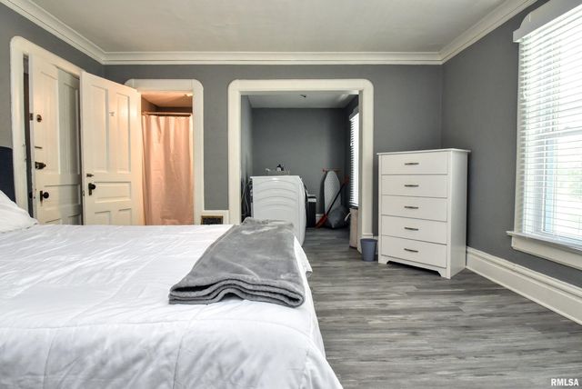 828 N Garfield Ave Apt 2, Peoria, IL 61606