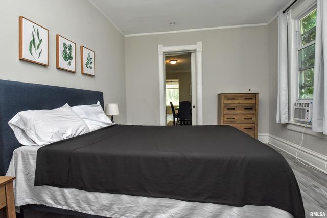 828 N Garfield Ave Apt 2, Peoria, IL 61606
