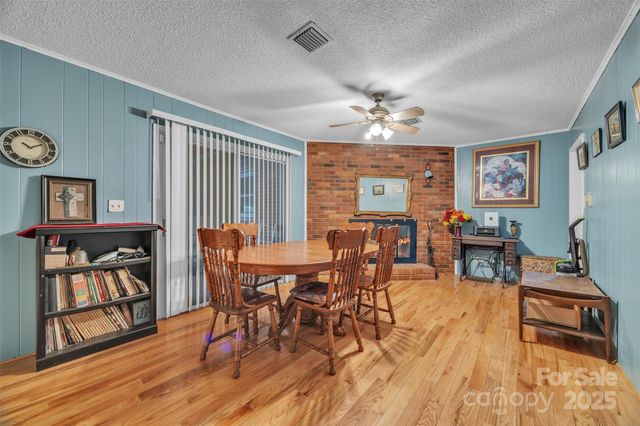 288 Northwood Park, Taylorsville, NC 28681