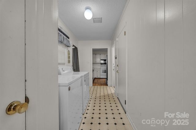 288 Northwood Park, Taylorsville, NC 28681