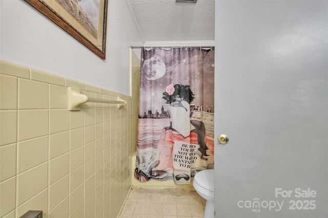 288 Northwood Park, Taylorsville, NC 28681