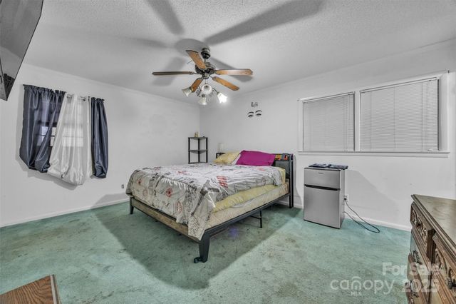 288 Northwood Park, Taylorsville, NC 28681