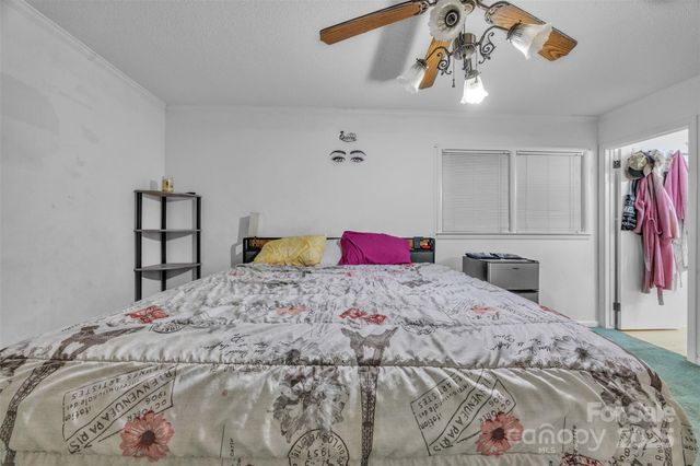 288 Northwood Park, Taylorsville, NC 28681