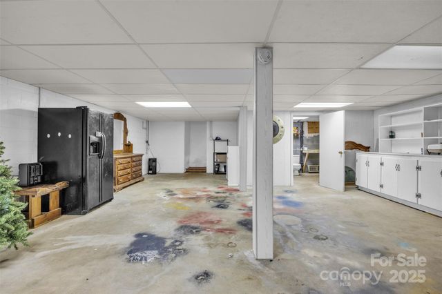 288 Northwood Park, Taylorsville, NC 28681