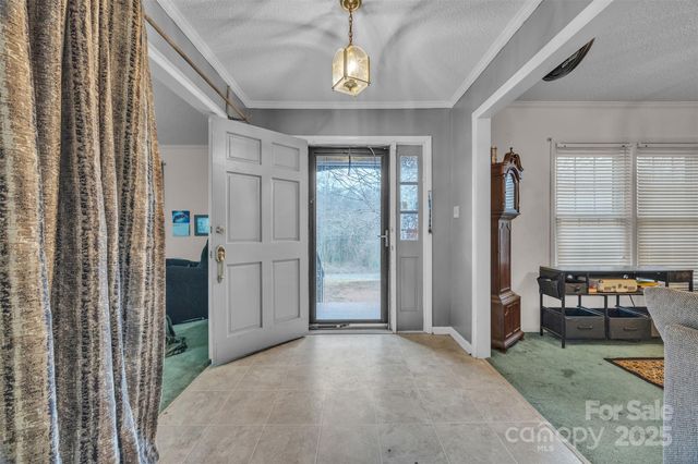 288 Northwood Park, Taylorsville, NC 28681