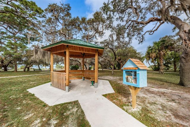 412 PENNSYLVANIA AVENUE, Palm Harbor, FL 34683