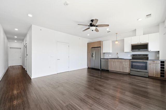 4361 S Congress Ave 526, Austin, TX 78745