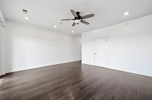 4361 S Congress Ave 526, Austin, TX 78745