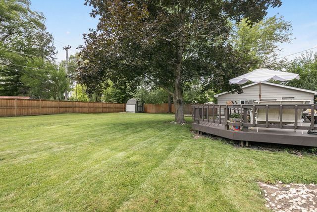 33672 N Greentree Road, Grayslake, IL 60030