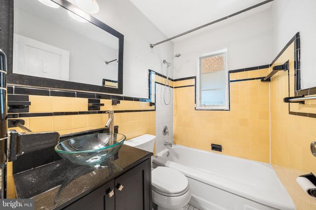 3924 TANEY AVE, Alexandria, VA 22304