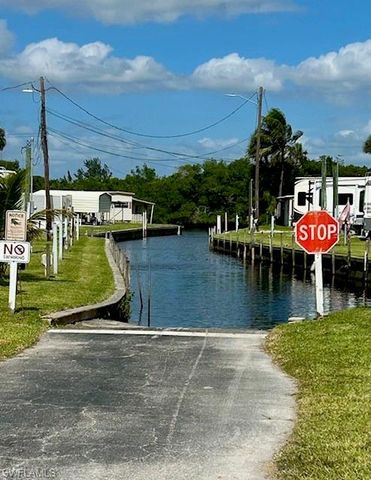 5558 Palm Beach BLVD # 256, Fort Myers, FL 33905