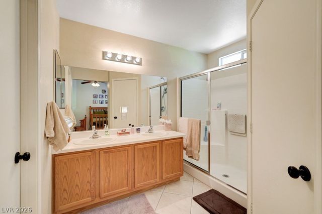 4945 Mascaro Drive, Las Vegas, NV 89122
