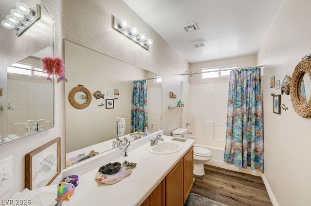 4945 Mascaro Drive, Las Vegas, NV 89122