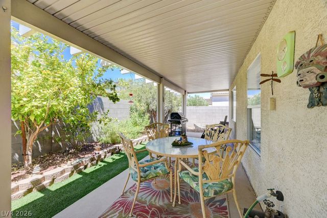 4945 Mascaro Drive, Las Vegas, NV 89122