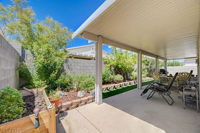 4945 Mascaro Drive, Las Vegas, NV 89122