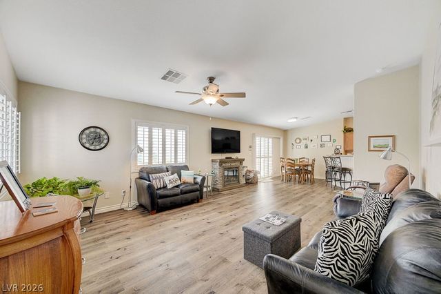 4945 Mascaro Drive, Las Vegas, NV 89122