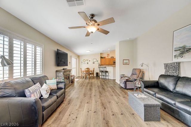 4945 Mascaro Drive, Las Vegas, NV 89122