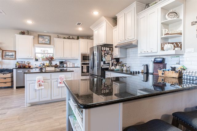 145 Mockingbird Hill Drive, Joshua, TX 76058