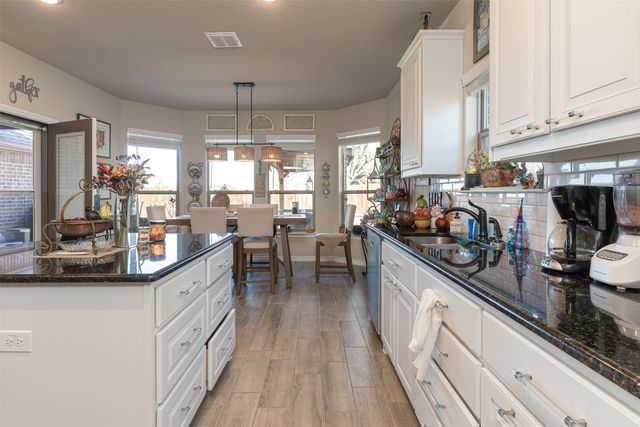 145 Mockingbird Hill Drive, Joshua, TX 76058