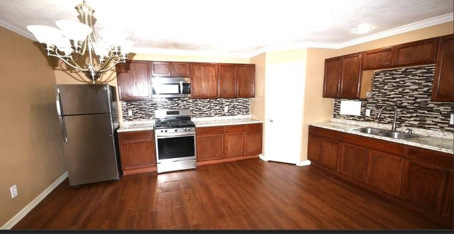 6735 Narcissus Street A, Houston, TX 77087