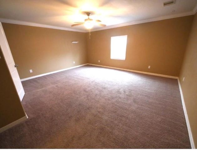 6735 Narcissus Street A, Houston, TX 77087