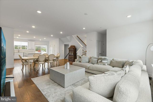 122 ADA HIGHTOWER AVE, Pennington, NJ 08534