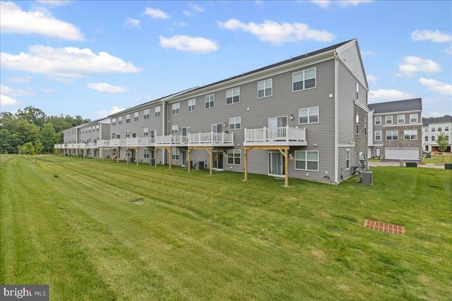 122 ADA HIGHTOWER AVE, Pennington, NJ 08534