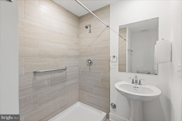 122 ADA HIGHTOWER AVE, Pennington, NJ 08534