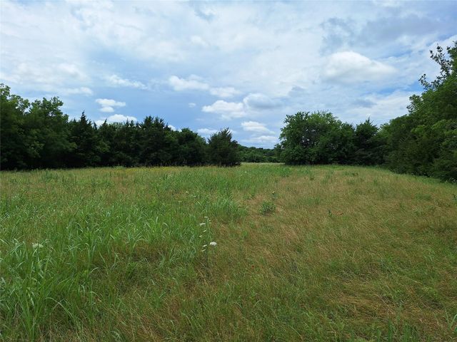 2403 County Road 3210, Dodd City, TX 75438