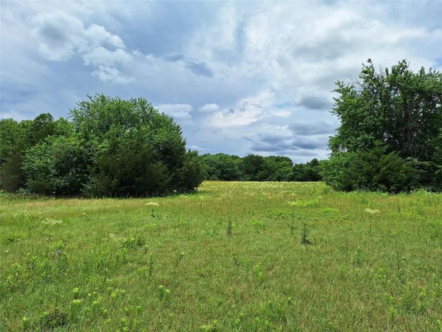 2403 County Road 3210, Dodd City, TX 75438