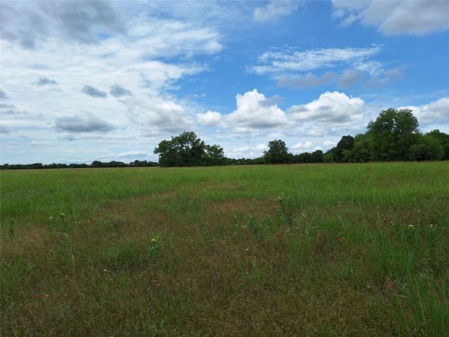 2403 County Road 3210, Dodd City, TX 75438