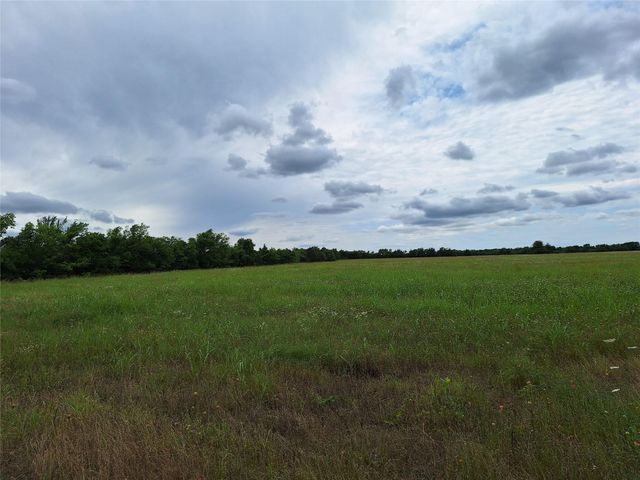 2403 County Road 3210, Dodd City, TX 75438