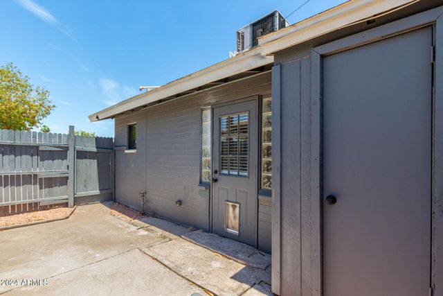 6813 E AVALON Drive, Scottsdale, AZ 85251