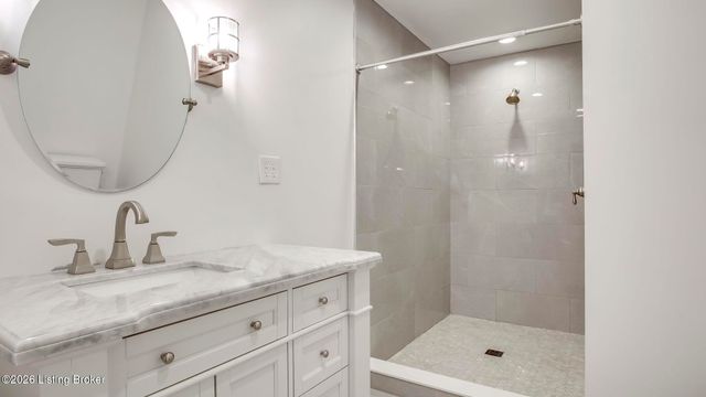 2706 Lime Kiln Ln, Louisville, KY 40222