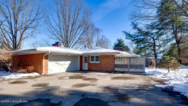 2706 Lime Kiln Ln, Louisville, KY 40222