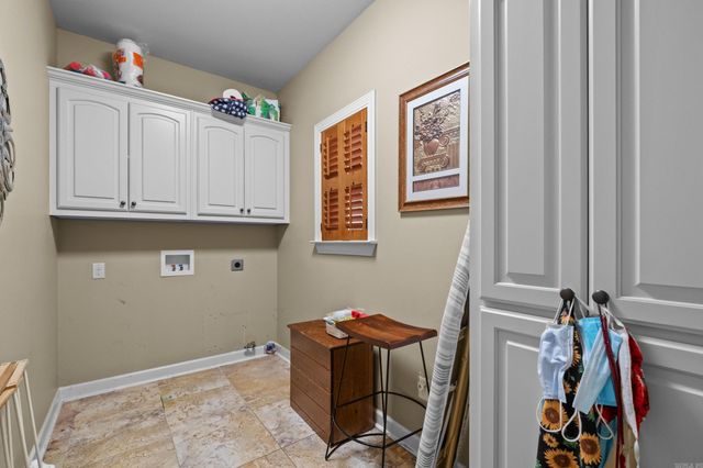 504 Sussix Loop, North Little Rock, AR 72120