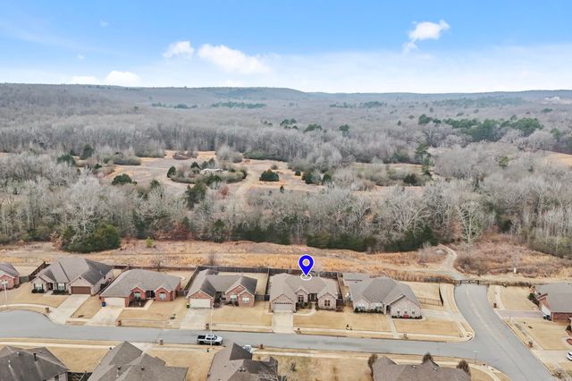 504 Sussix Loop, North Little Rock, AR 72120