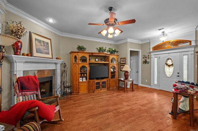 504 Sussix Loop, North Little Rock, AR 72120