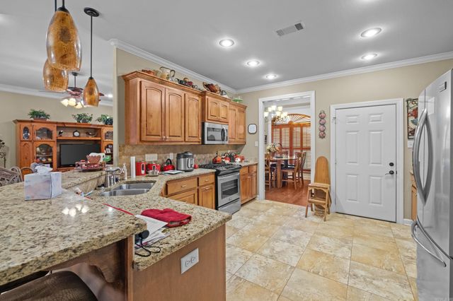 504 Sussix Loop, North Little Rock, AR 72120