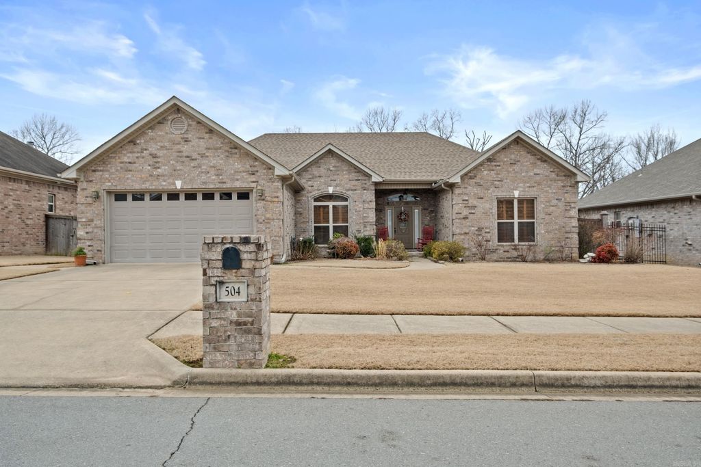 504 Sussix Loop, North Little Rock, AR 72120