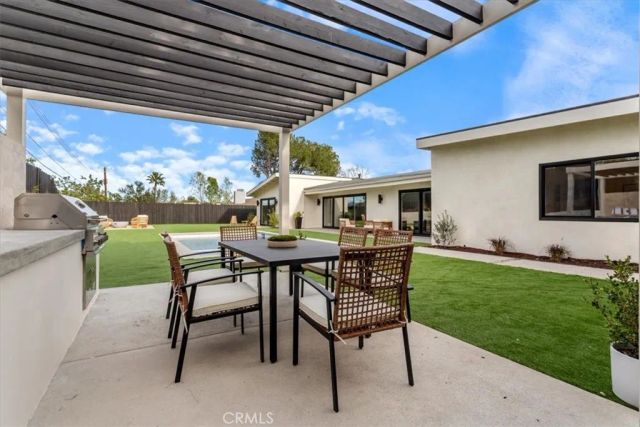 23755 Clarendon, Woodland Hills, CA 91367