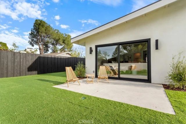 23755 Clarendon, Woodland Hills, CA 91367