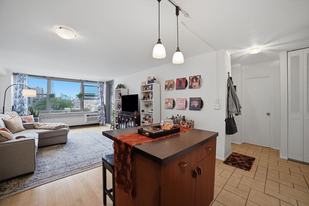 555 W Cornelia Avenue 1002, Chicago, IL 60657 — photo 4