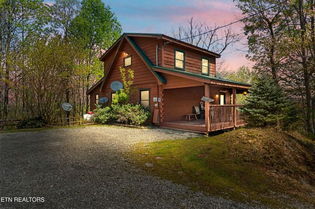 4388 Carolina Cove Way, Sevierville, TN 37863