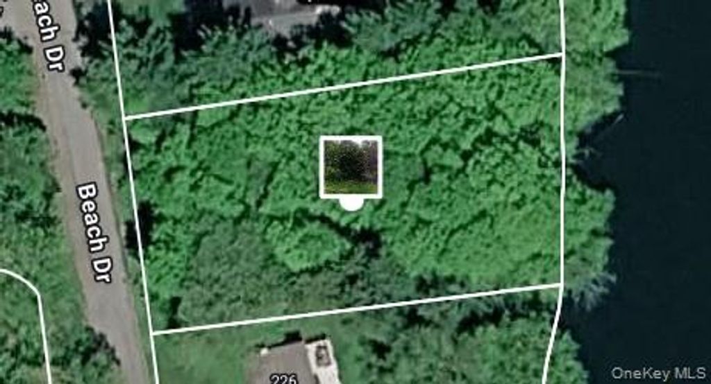 222 Beach Drive, Mahopac, NY 10541