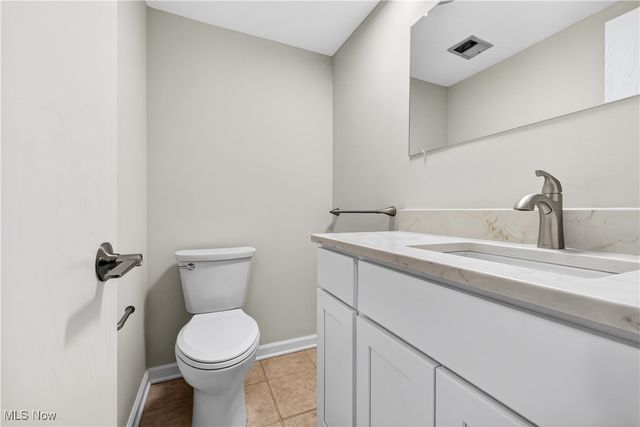 578 N Main Street, Amherst, OH 44001