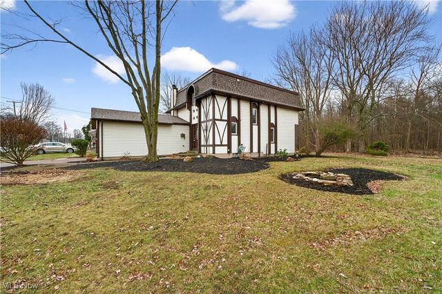 578 N Main Street, Amherst, OH 44001