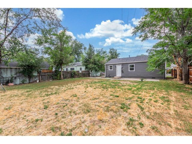 1780 Alton St, Aurora, CO 80010